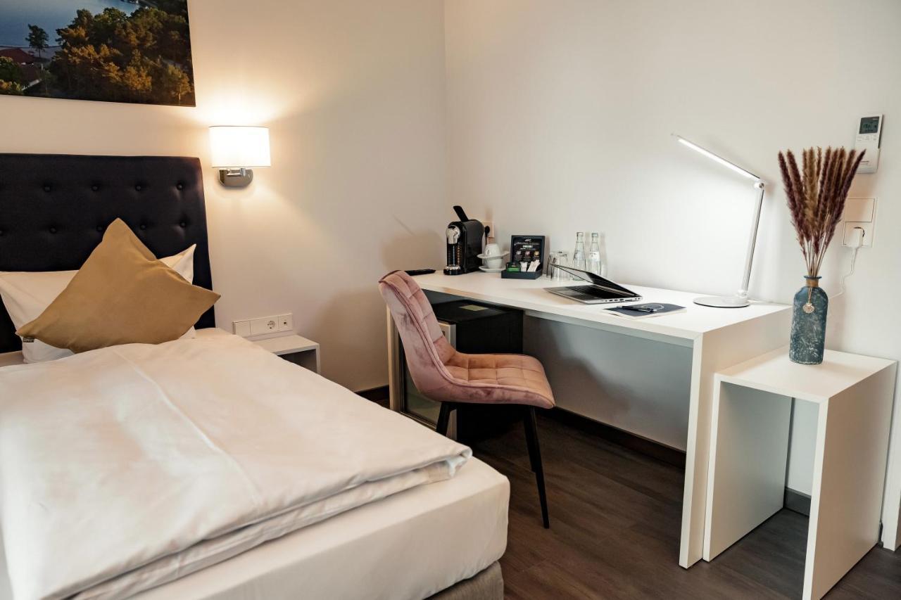 Seehotel Am Tankumsee Isenbuettel Экстерьер фото